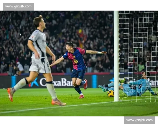 巴塞罗那主场迎战奥萨苏纳争夺联赛关键三分之夜焦点对决